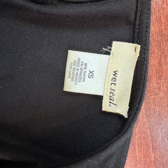 WET SEAL Low Cut V Neck Long Sleeve Knit Romper - size XS - Picture 10 of 10